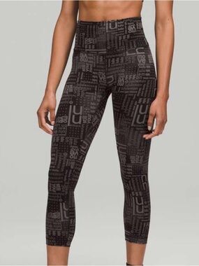 Lululemon Wunder Train Black Logo Print Leggings 6